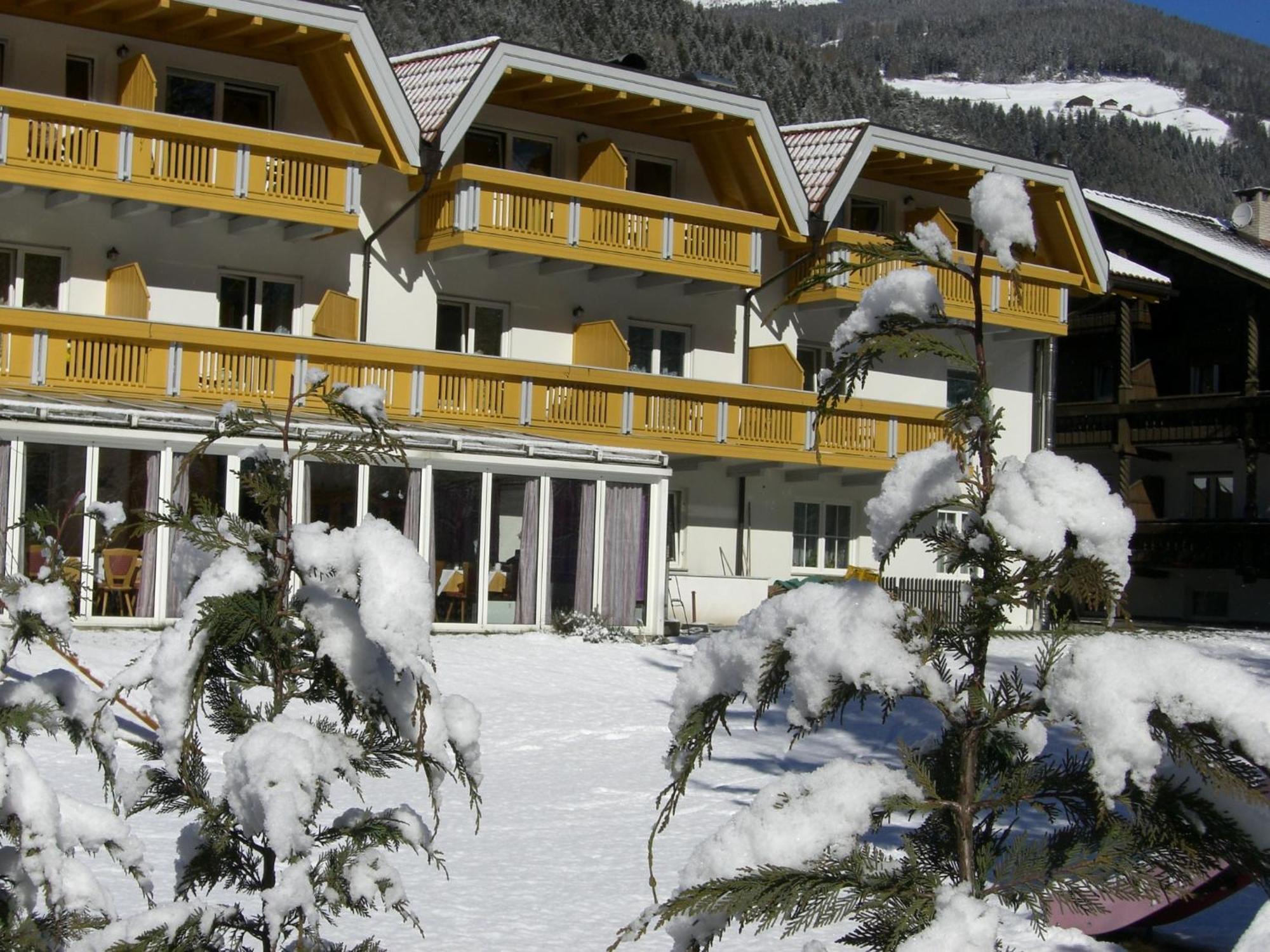 Hotel Residence Olympia Sarentino Esterno foto