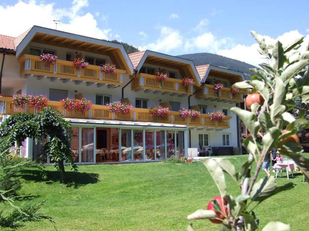 Hotel Residence Olympia Sarentino Camera foto